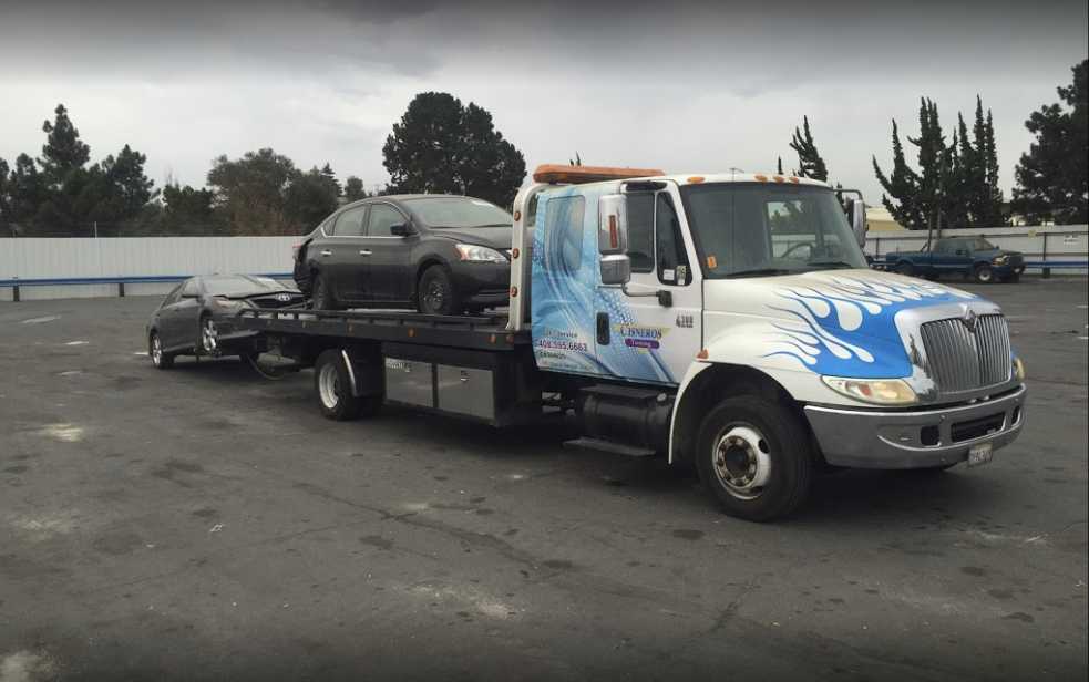 Hiring Towing Services for Exceptional Road Assistance